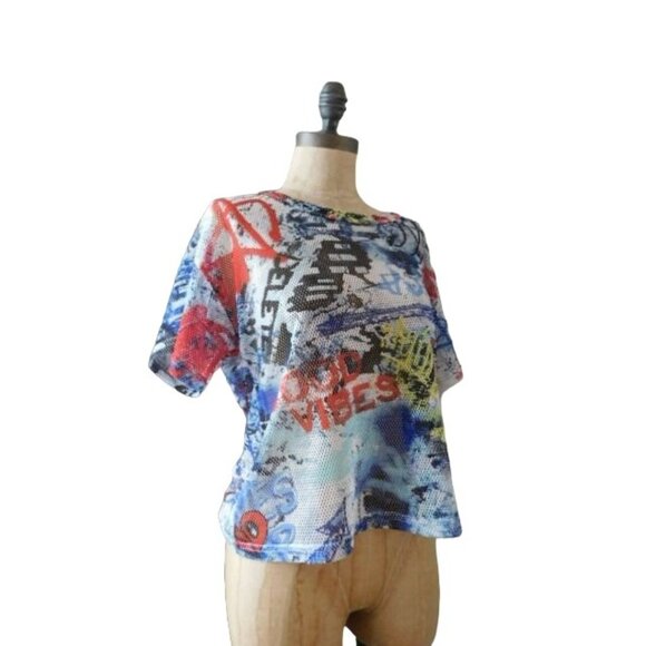 Full Circle Trends Size S Small Artsy Graffiti Style Semi Sheer Crop Top NWT - Picture 2 of 2